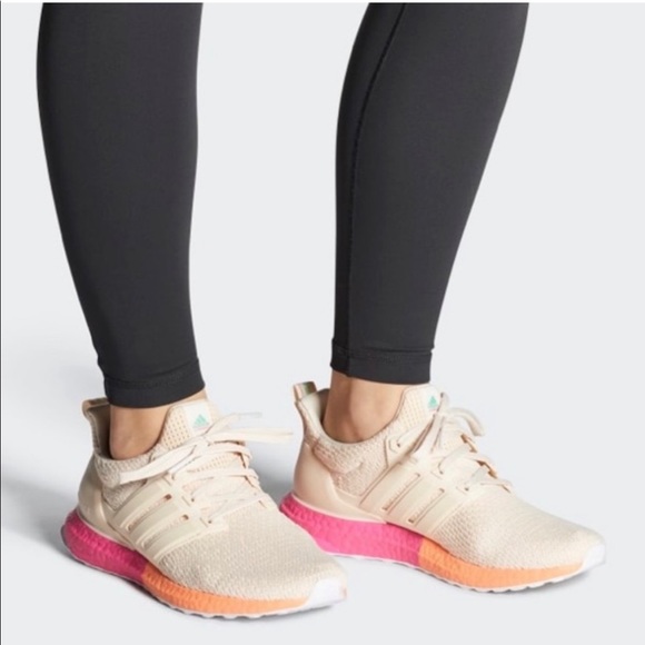 adidas UltraBOOST DNA Linen - Picture 8 of 8